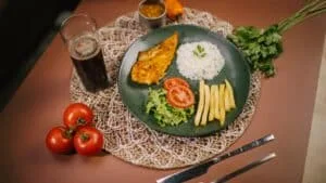 Arroz Primavera Colorido: Acompanhamento Infantil que Todos Amam