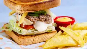Receita de Sanduíche Natural de Atum com Maionese Caseira para Viagem