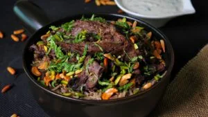 Arroz Marroquino com Carne e Legumes: o almoço aromático de julho que aquece o domingo