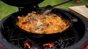 Entrevero de Pinhão Catarinense: almoço de panela para os dias frios de julho