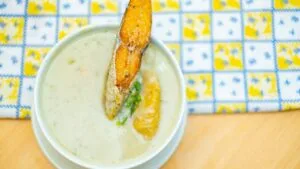 Caldo de Peixe com Tucupi e Jambu: Jantar Amazônico para Agosto Frio