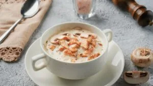 Sopa Creme de Cogumelos Mistos: o Jantar Cremoso de Agosto na Serra da Mantiqueira