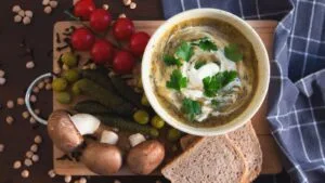 Sopa de Catalonha com Carne Seca e Batata: o Jantar de Panela da Serra Gaúcha em Setembro