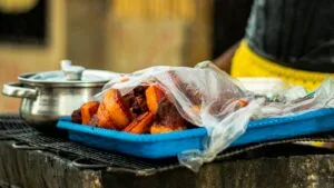 Caldo de Inhame com Charque e Cheiro-Verde: o Jantar de Outubro no Sertão Nordestino